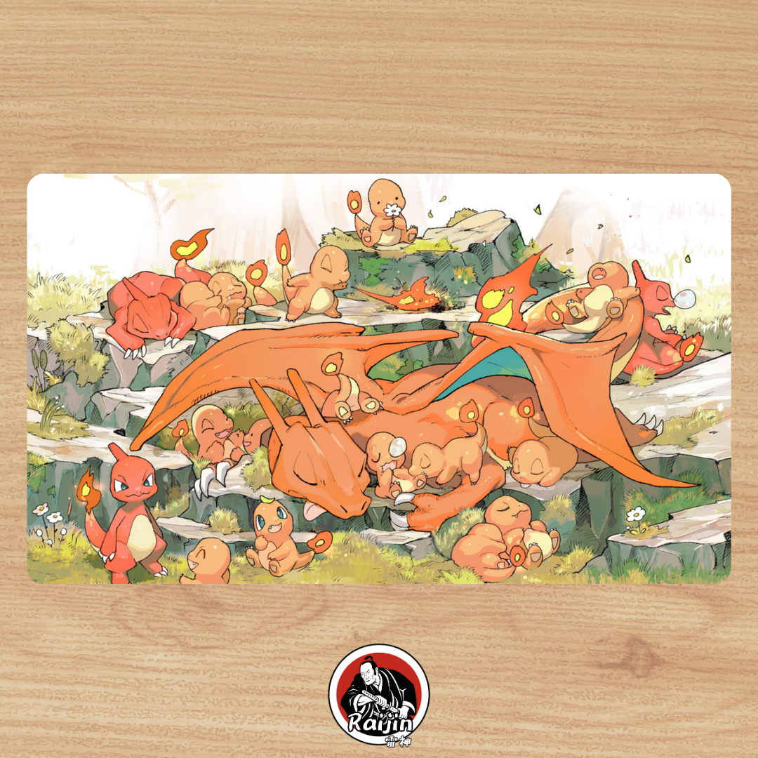 Playmat Pokemon - Charizard's Family